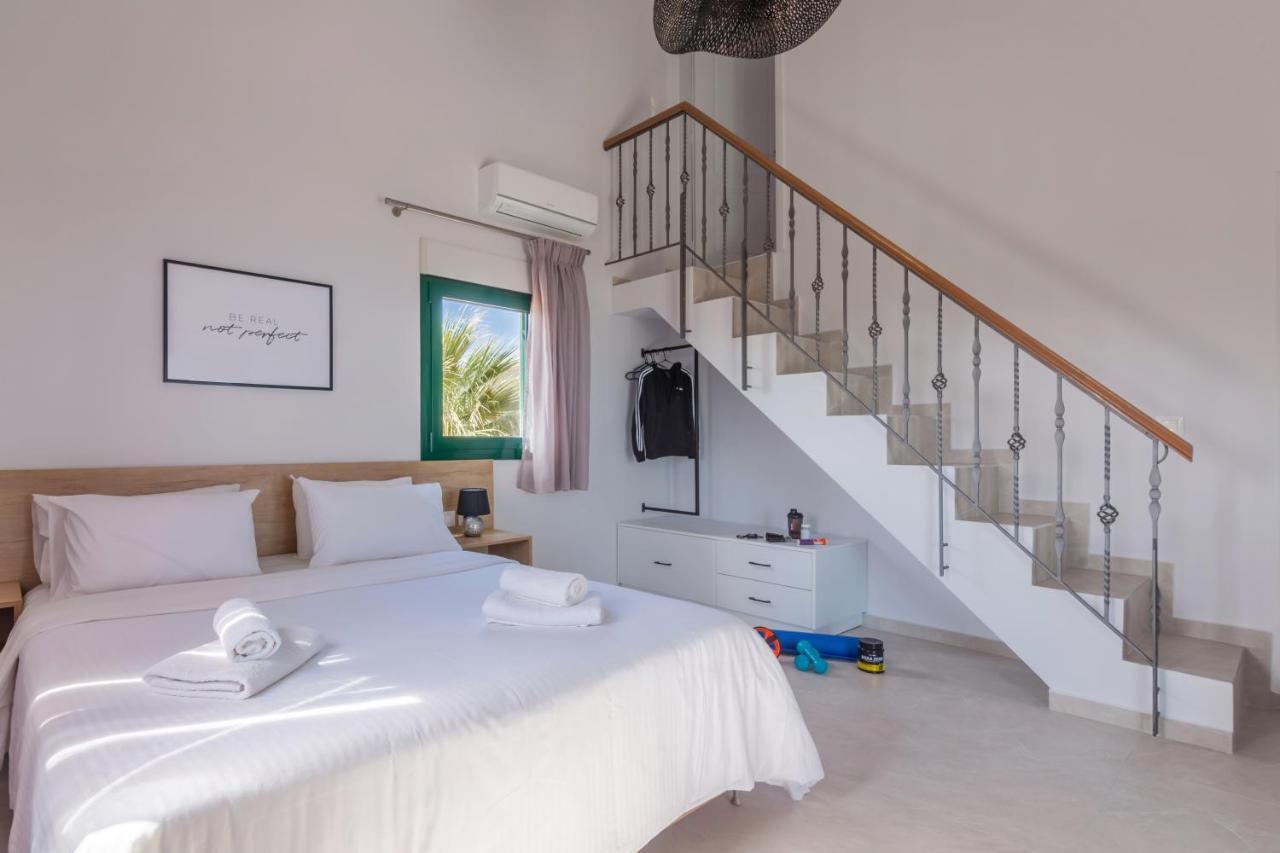 Villa Ourania Agia Pelagia  Esterno foto
